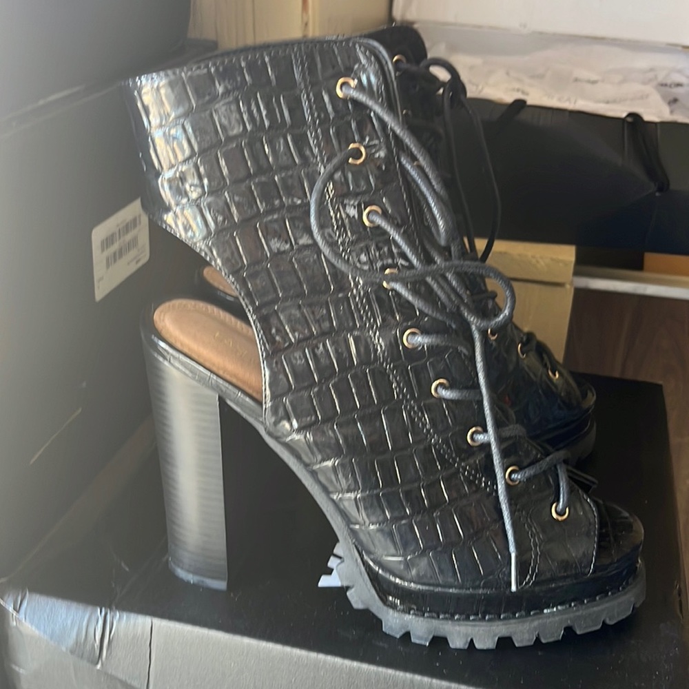 Day Dreamer Booties